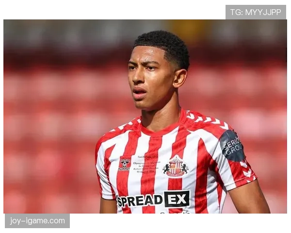 足球新星斩获重磅荣誉，未来表现备受期待