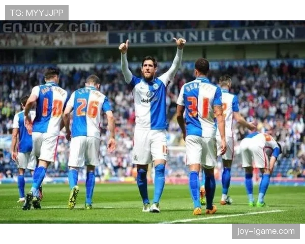布莱克本边路快马闪耀，速度突破助球队重振旗鼓