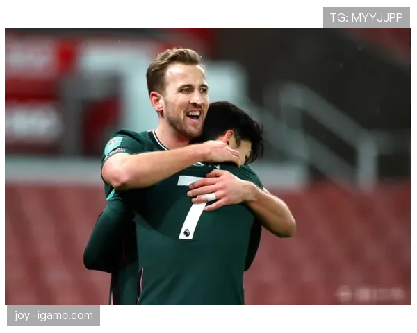 热刺强势回暖，重返争冠行列