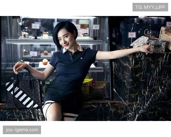 刷到刘璇近照，赛场女王气场和她的生活小资感放一起，普通人既羡慕又绝望